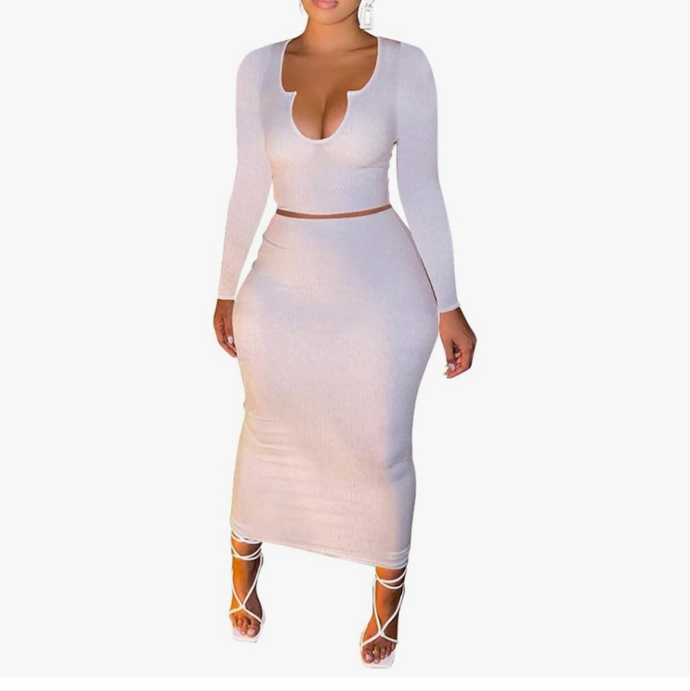 White Long Sleeve Two Piece Skirt  Set - Picture 2 of 2